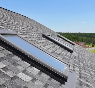 How Insurance Adjusters Assess Roof and Siding Claims